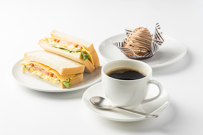 三本珈琲店–ショップガイド–JRタワー